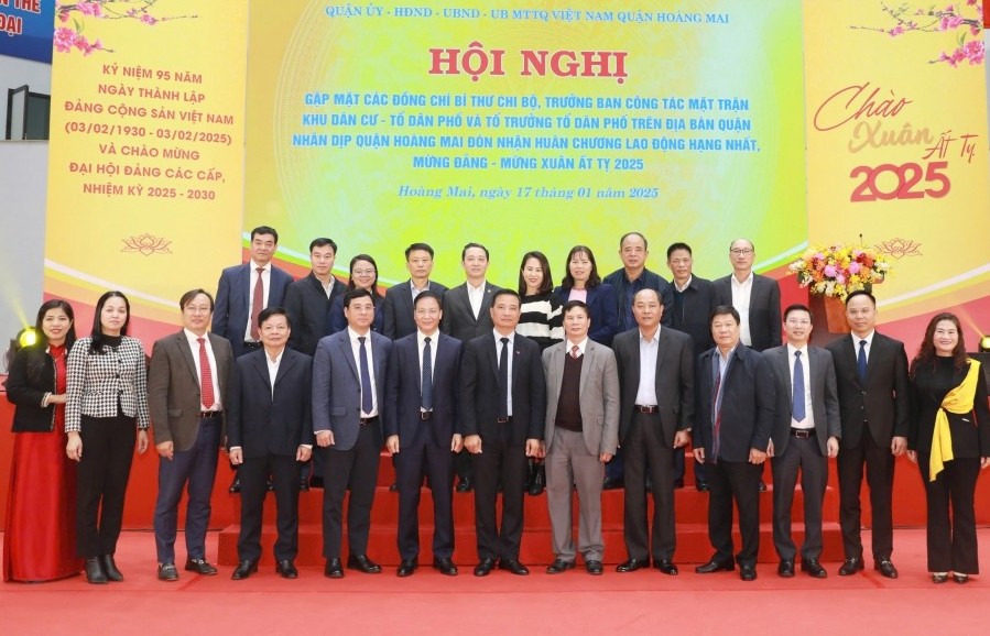 Quận Hoàng Mai gặp mặt, tri ân cán bộ cơ sở dịp Tết