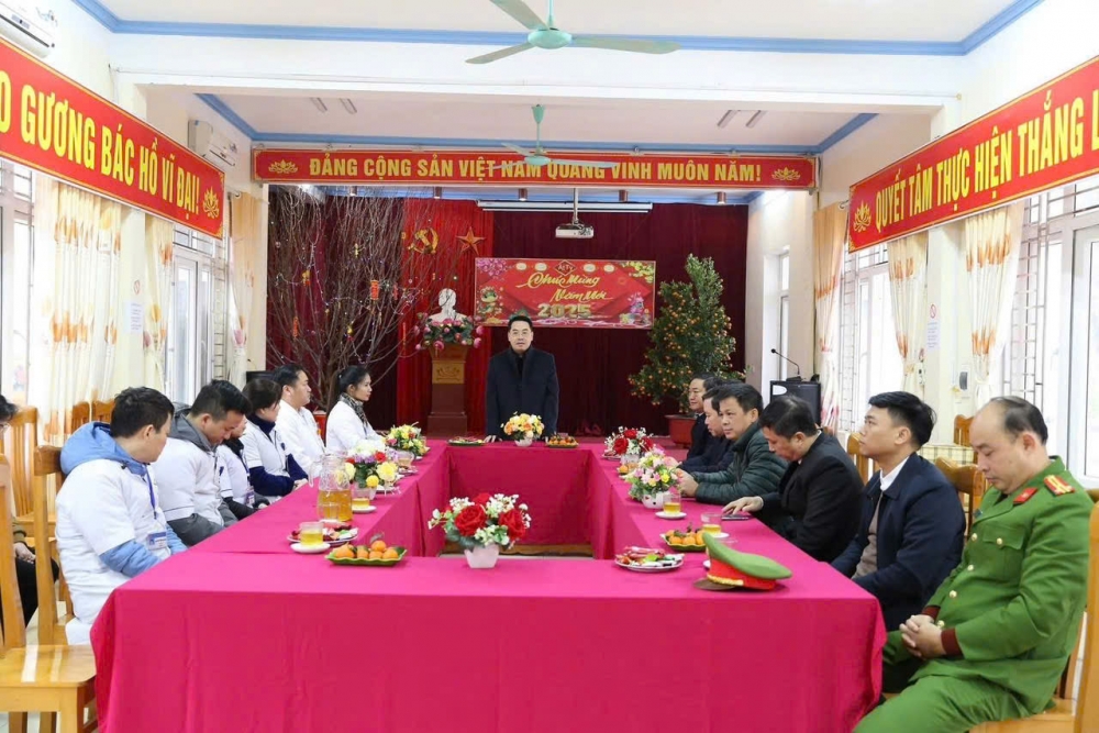 Yên Bái: Trao 1,2 tỷ đồng hỗ trợ xây dựng 20 căn nhà cho hộ nghèo tại Trạm Tấu