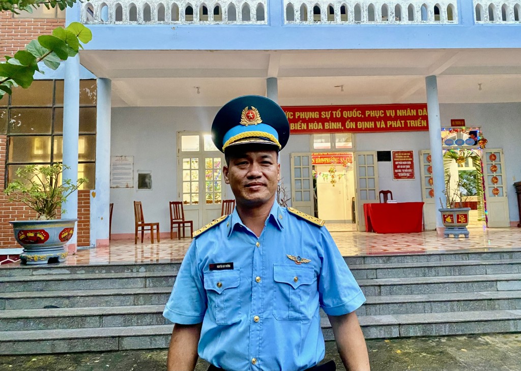Đại uý Nguyễn Duy Hướng