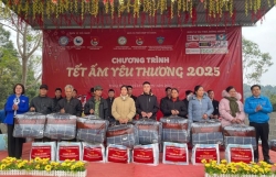 Tết ấm yêu thương, hạnh phúc đong đầy