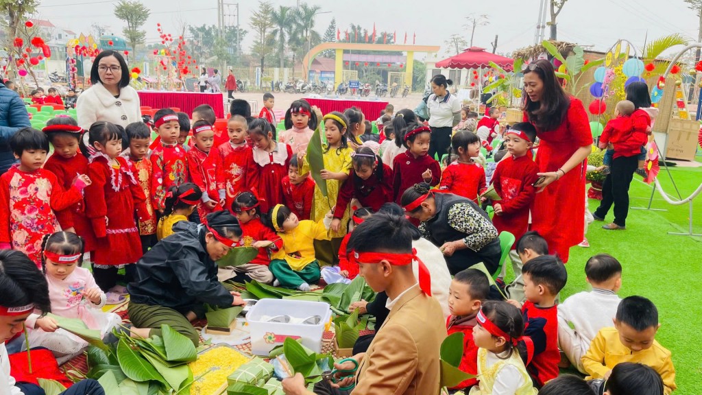 Giữ Tết cho con trẻ...