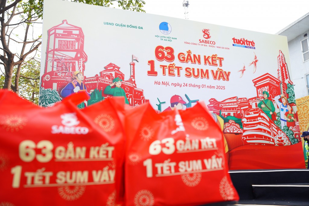 SABECO mở Tết ấm áp qua "63 gắn kết - 1 Tết sum vầy"