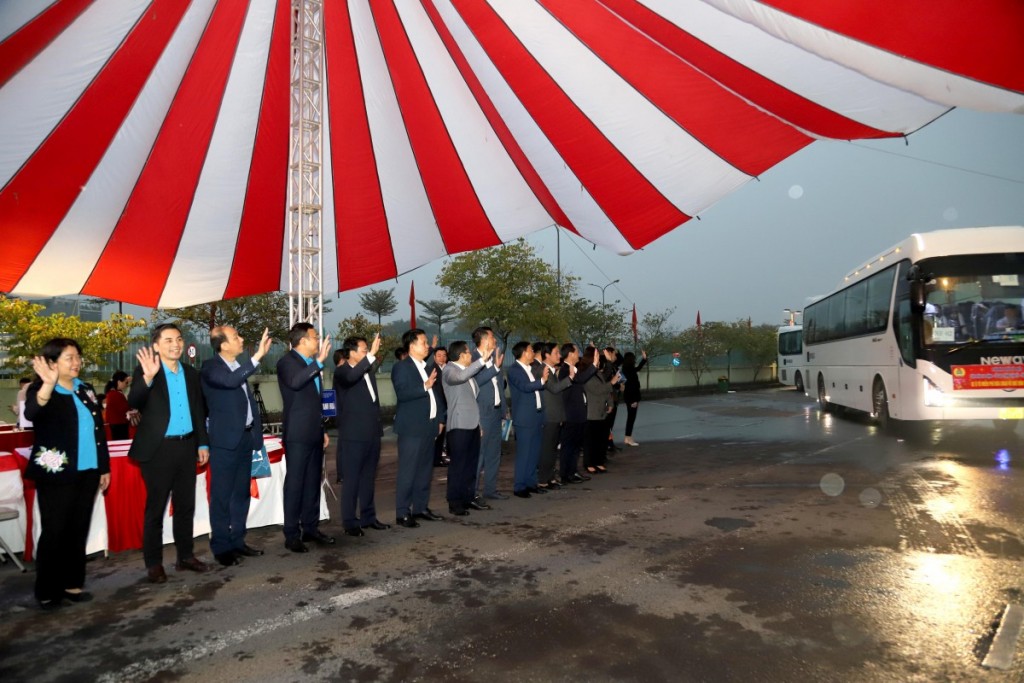 Hành trình Tết Công đoàn - mang mùa Xuân đến muôn nẻo yêu thương