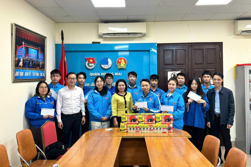 “Giao thông xanh” hỗ trợ người dân về quê đón Tết