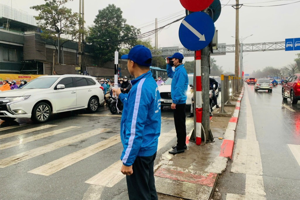 “Giao thông xanh” hỗ trợ người dân về quê đón Tết