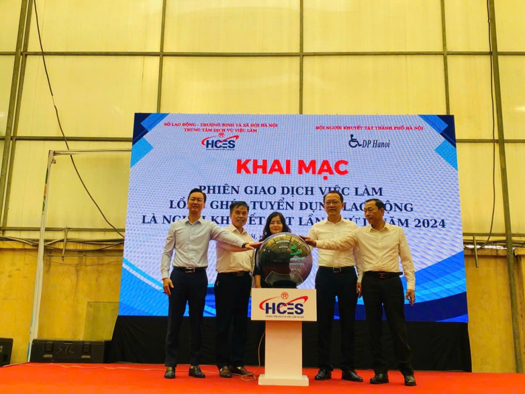 Phát huy vai trò “cầu nối” gắn kết giữa doanh nghiệp và người lao động