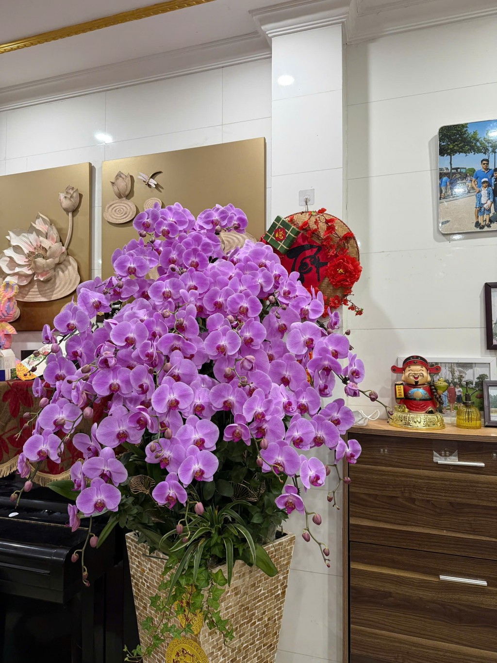 Mẹo nhỏ giữ hoa tươi lâu mà không phải ai cũng biết