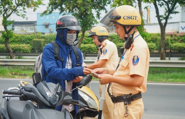 Nâng cao ý thức, “chìa khóa” để kéo giảm tai nạn giao thông