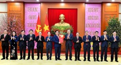 Tổng Bí thư Tô Lâm trao quyết định thành lập các Đảng bộ trực thuộc Trung ương