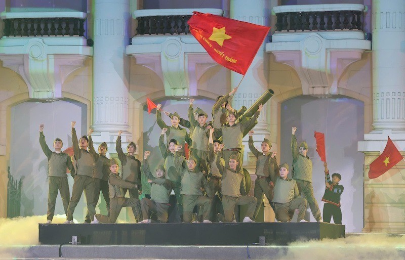 Bản giao hưởng của niềm tin, lòng tự hào và khát vọng vươn lên