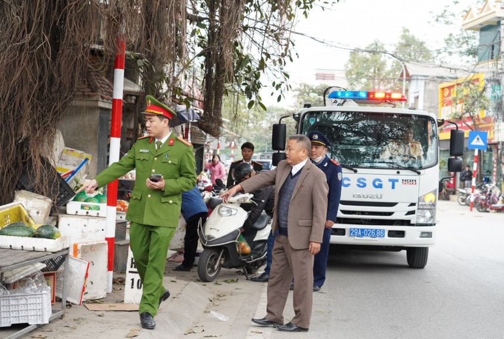 Huy động phương tiện vận tải, giảm tối đa áp lực tại các bến xe