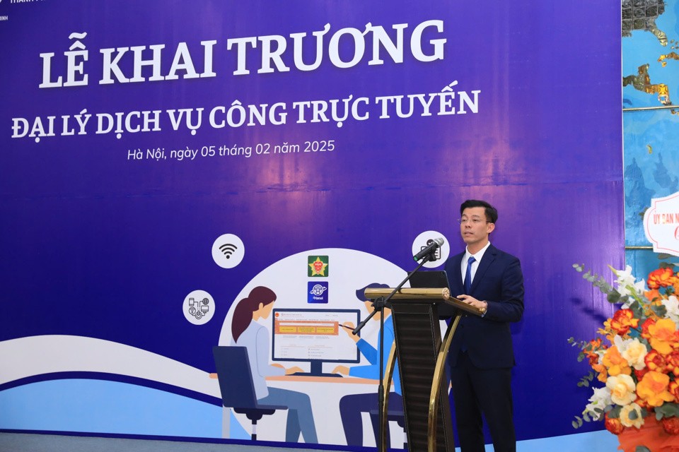 Khai trương đại lý dịch vụ công trực tuyến tại quận Hoàn Kiếm