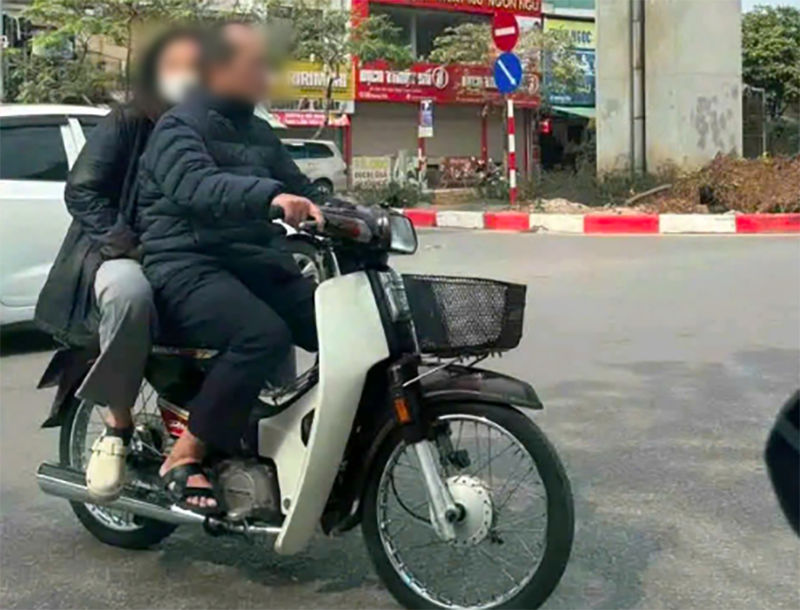 Xem xét xử lý nghiêm cán bộ vi phạm khi tham gia giao thông