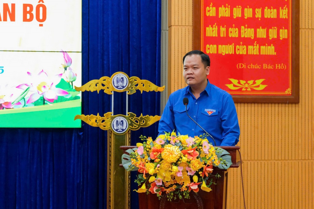 Đồng chí Nguyễn Thanh Liêm phát biểu nhận nhiệm vụ tại Hội nghị.