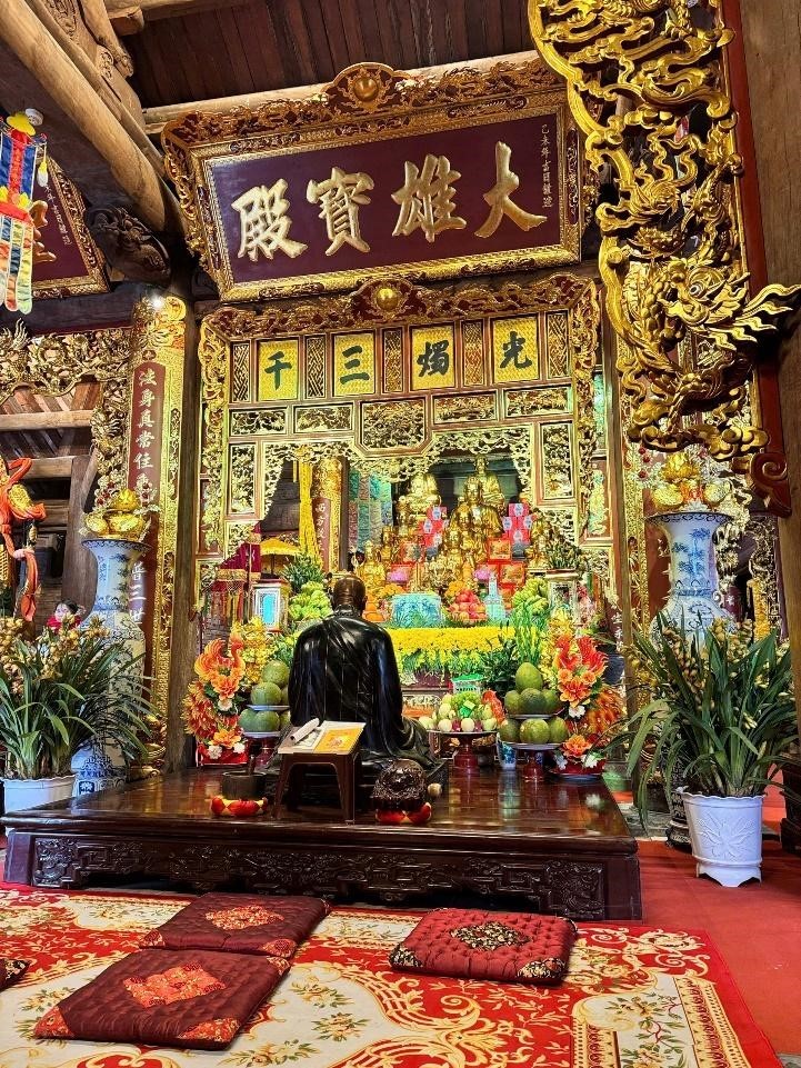 Rét đậm rét hại cuối tuần này - du khách đổ lên Fansipan săn băng tuyết