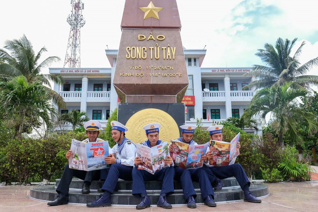 Hiên ngang Trường Sa