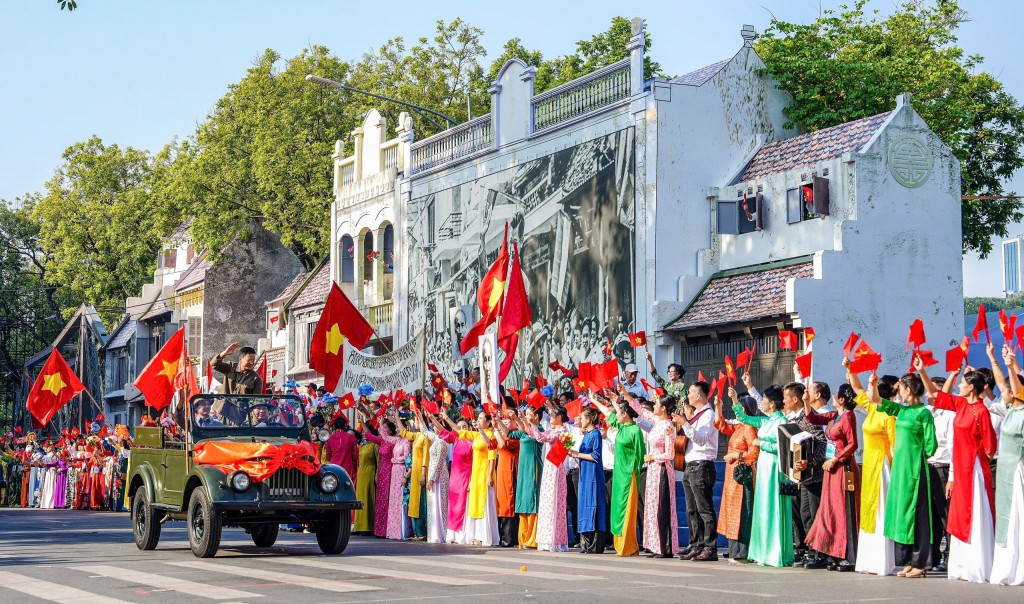 Lan tỏa niềm tự hào và khát vọng cống hiến xây dựng Thủ đô
