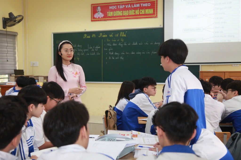 Khai mạc hội thi giáo viên dạy giỏi thành phố cấp THPT