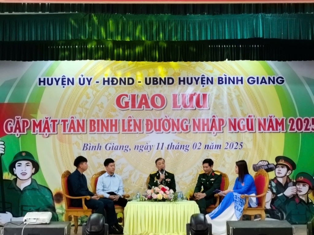 Hải Dương: Giao lưu, gặp mặt tân binh lên đường nhập ngũ năm 2025