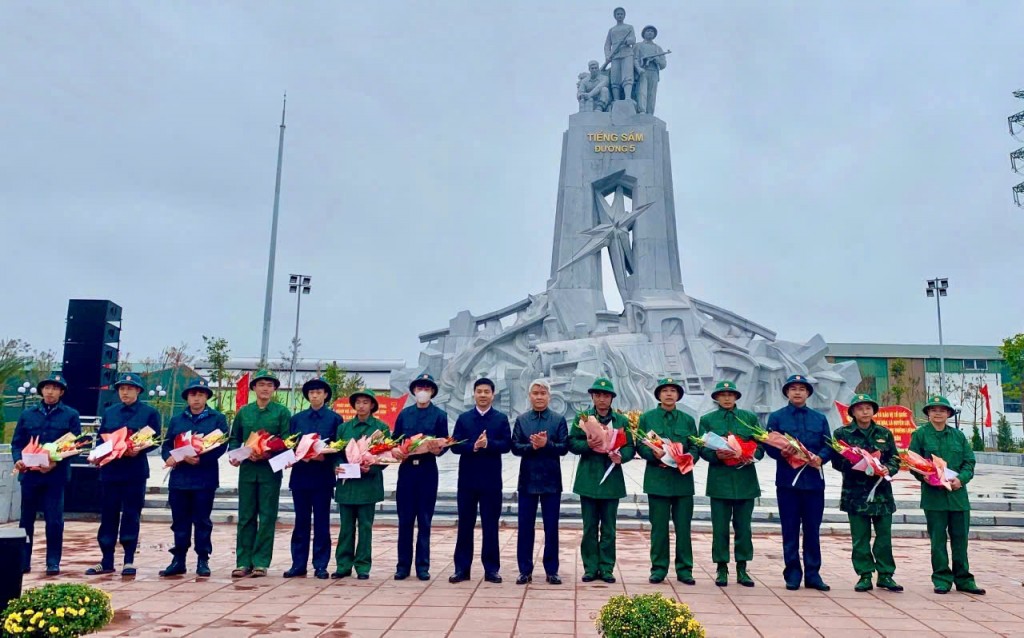 Hải Dương: Giao lưu, gặp mặt tân binh lên đường nhập ngũ năm 2025