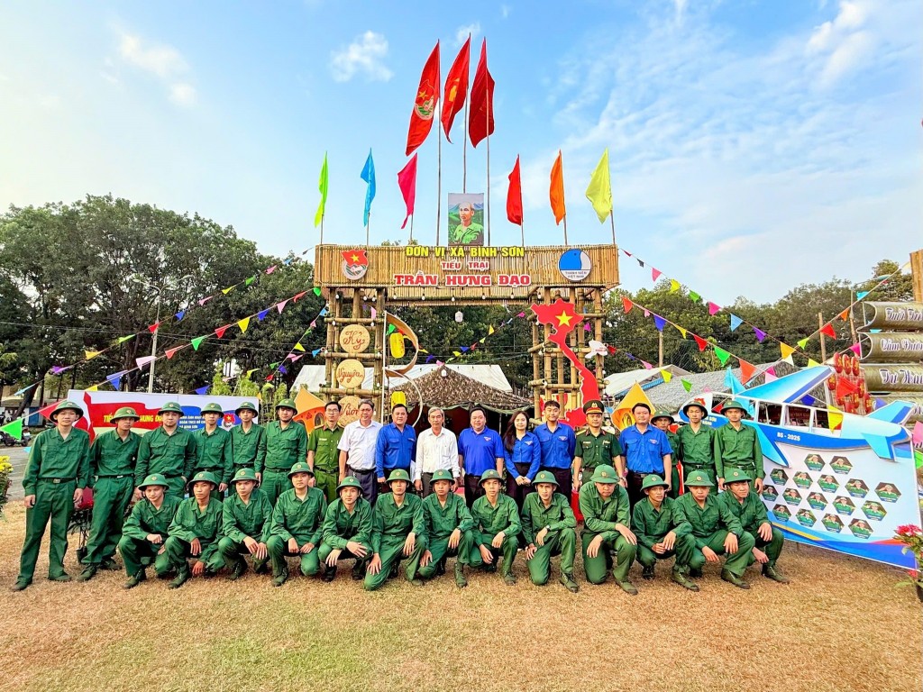 Hàng nghìn tân binh Đồng Nai nhập ngũ