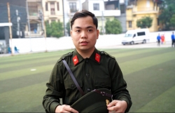 Thủ lĩnh Đoàn xung phong nhập ngũ