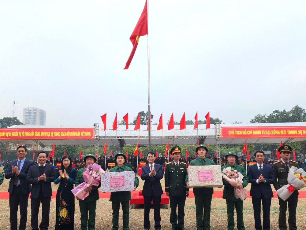 Muốn nhập ngũ để rèn luyện bản thân trong môi trường quân đội