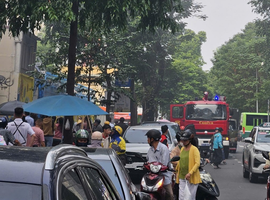 Lực lượng chức năng ngay lập tức tới phong tỏa