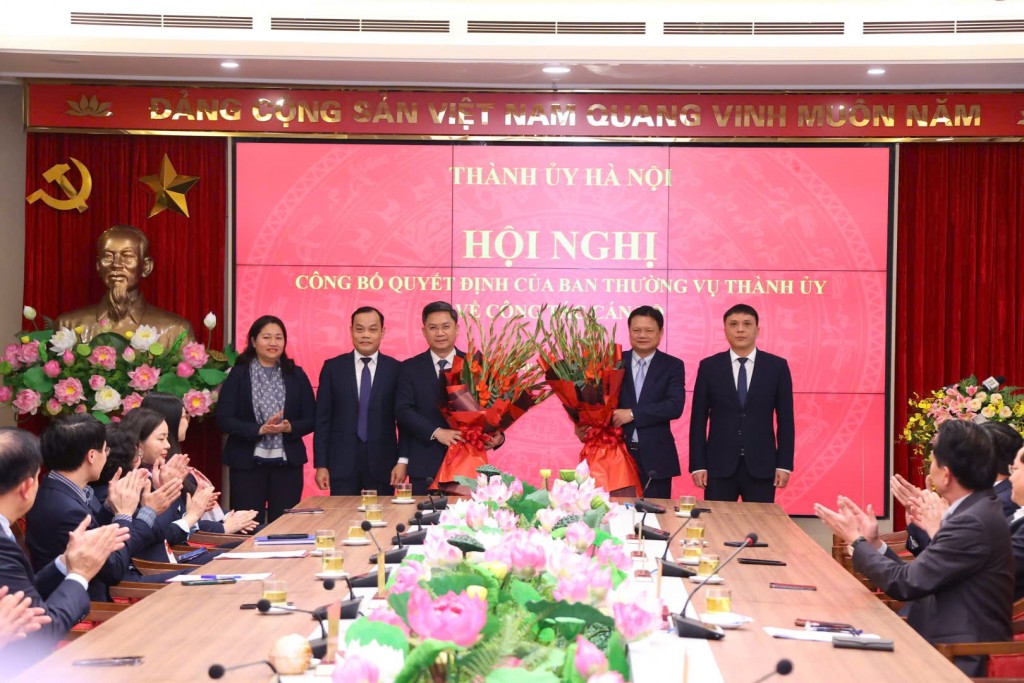 Tinh thần tiên phong, hy sinh vì lợi ích chung, thúc đẩy cuộc cách mạng tinh gọn bộ máy
