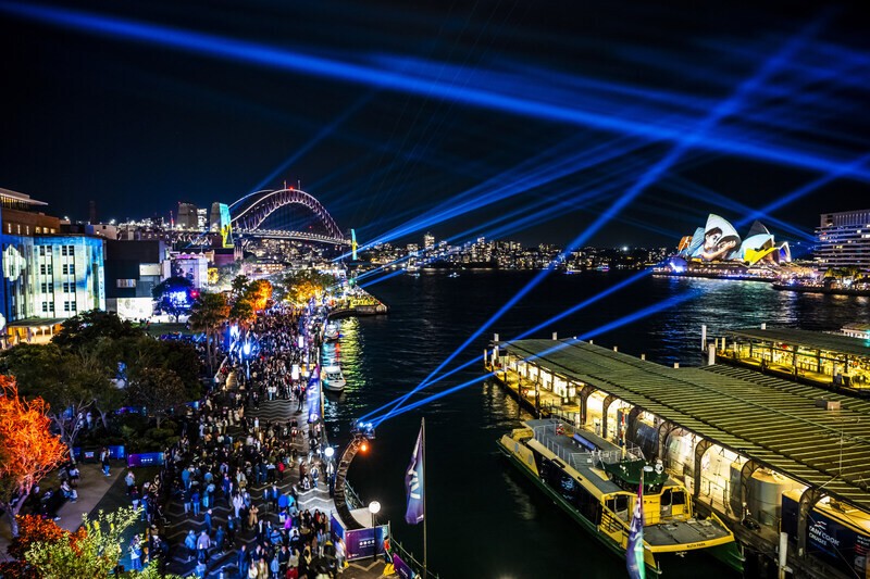 Chuỗi sự kiện Vivid Sydney 2023 kéo dài 23 đêm mang lại lợi nhuận khổng lồ cho các doanh nghiệp.