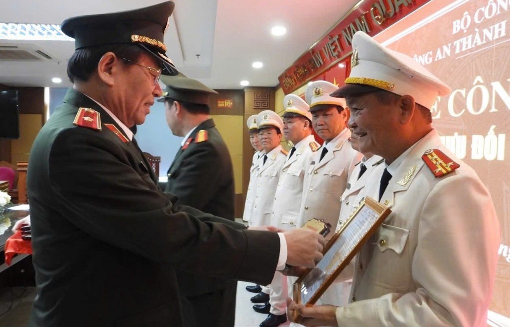 15 trưởng, phó phòng Công an TP Đà Nẵng xin nghỉ hưu trước tuổi
