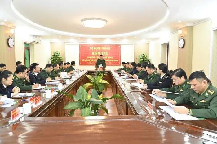 Quang cảnh buổi làm việc