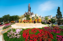 Những di sản văn hoá “độc lạ” chỉ có ở núi Bà Đen dịp đầu xuân