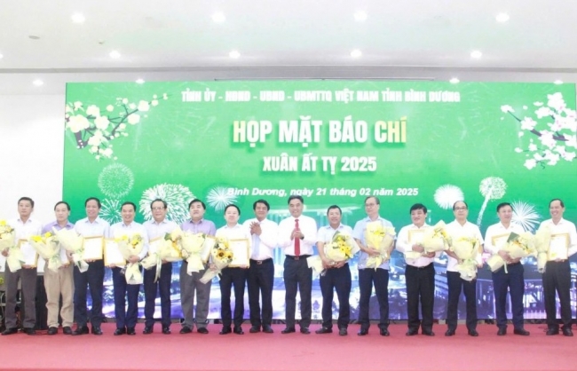 Bình Dương tổ chức gặp mặt các cơ quan báo chí Xuân Ất Tỵ