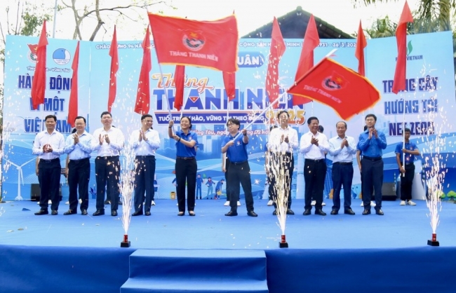 Tuổi trẻ tự hào, vững tin theo Đảng, chung tay bảo vệ môi trường