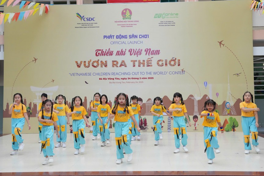 Phát động sân chơi 'Thiếu nhi Việt Nam - Vươn ra thế giới' 2025
