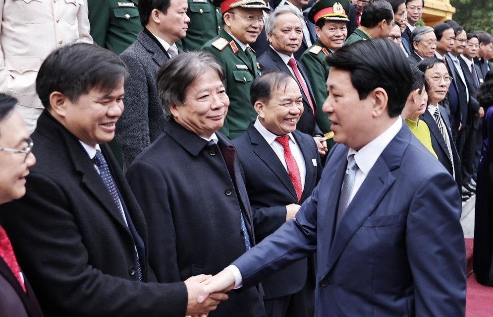 Người thầy thuốc giỏi phải như "mẹ hiền" trong chăm sóc, bảo vệ sức khỏe Nhân dân