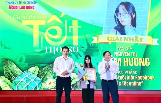Trao giải cuộc thi viết "Tết thời số" năm 2025