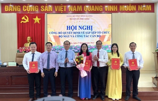 Huyện Phú Giáo bổ nhiệm cán bộ, sắp xếp tổ chức bộ máy
