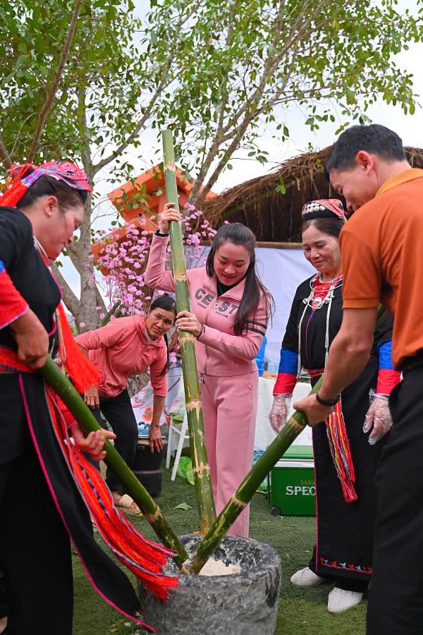Quảng Ninh rộn ràng khai Hội làng Bằng Cả năm 2025