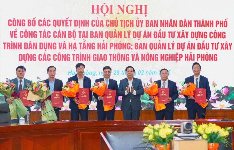 Hải Phòng công bố hàng loạt Quyết định về công tác cán bộ