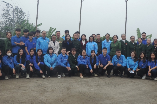 Tháng ba, tuổi trẻ Hoàng Mai về địa chỉ đỏ giáo dục truyền thống