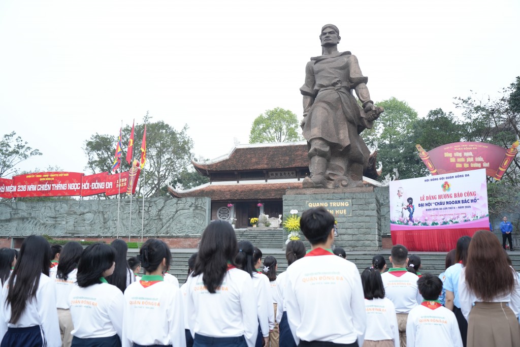 Ngày hội Thiếu nhi Đống Đa tiến bước dưới cờ Đoàn