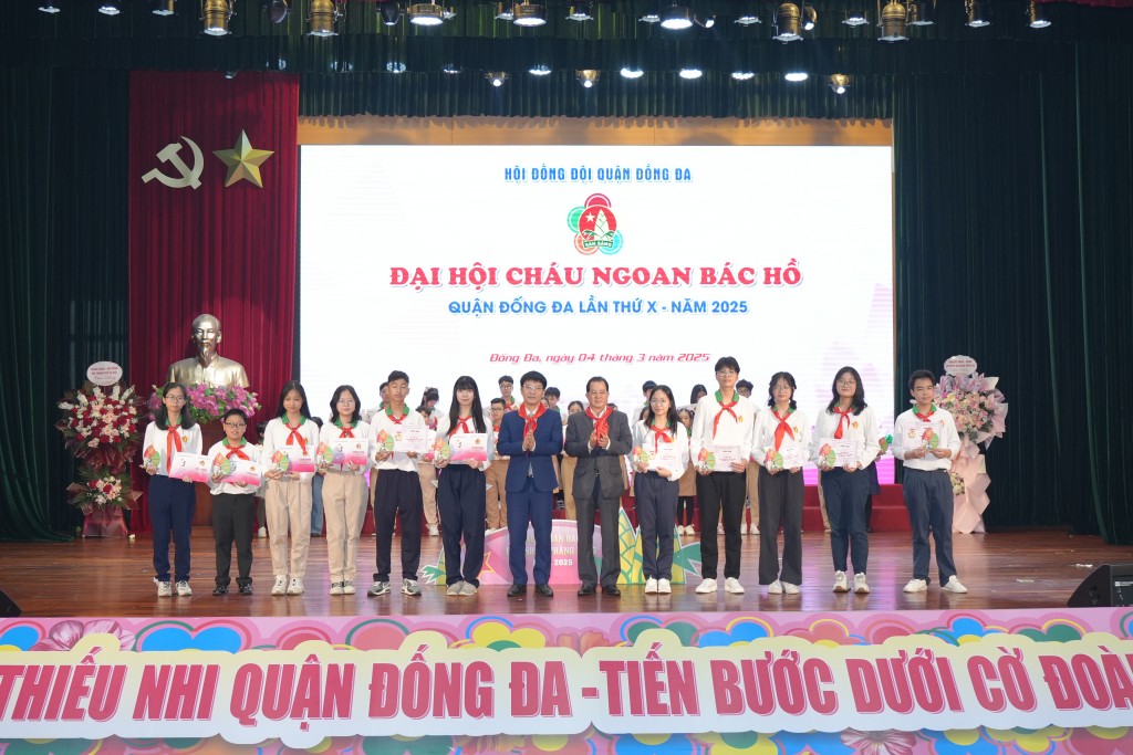 Ngày hội Thiếu nhi Đống Đa tiến bước dưới cờ Đoàn