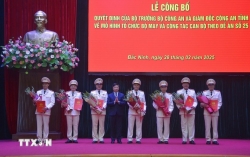 Tinh gọn bộ máy: Các địa phương công bố quyết định giải thể Công an cấp quận, huyện
