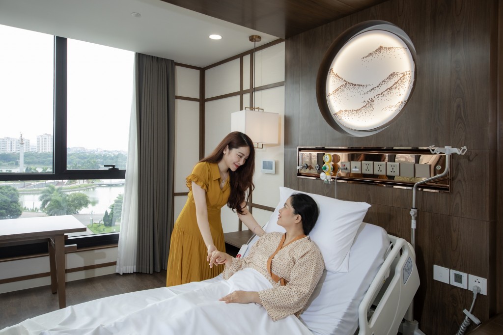 Cộng hưởng với dịch vụ công, cư dân tại Sun Urban City còn được trải nghiệm dịch vụ chăm sóc sức khỏe 24/7- Sun Family Clinic theo tiêu chuẩn quốc tế