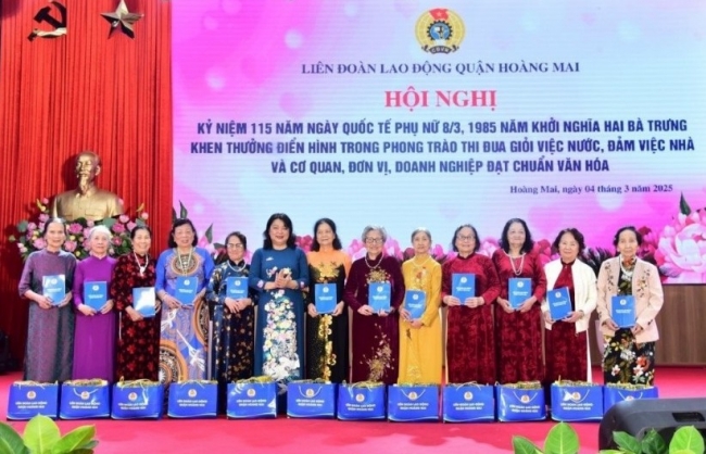 Công nhân, viên chức góp sức cùng dân tộc bước vào kỷ nguyên mới