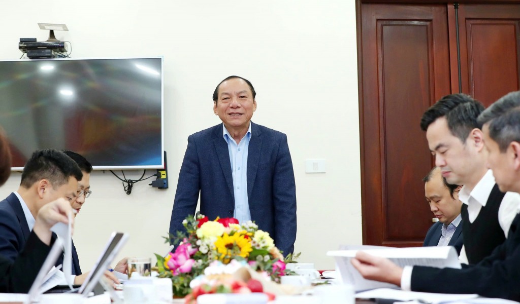 Bộ trưởng Nguyễn Văn Hùng phát biểu tại buổi làm việc với Cục Báo chí
