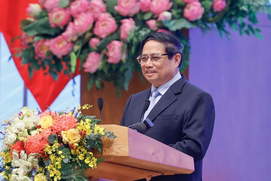 Thay mặt lãnh đạo Đảng, Nhà nước, Thủ tướng Phạm Minh Chính ghi nhận, đánh giá cao những đóng góp to lớn của các nữ Anh hùng lực lượng vũ trang, nữ Anh hùng lao động, nữ tướng, các nhà khoa học nữ trong suốt thời gian qua - Ảnh: VGP/Nhật Bắc