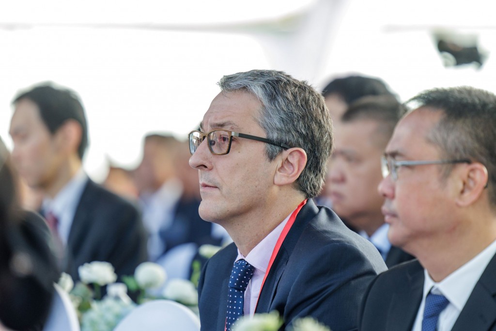 Ông Arturo Planell, Giám đốc Visa khu vực Đông Nam Á Ông Arturo Planell, Giám đốc Visa khu vực Đông Nam Á